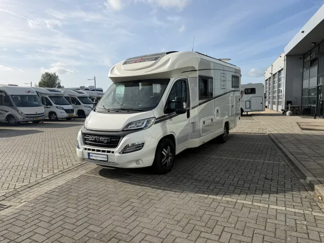 
								Carthago C Tourer T143 vol									